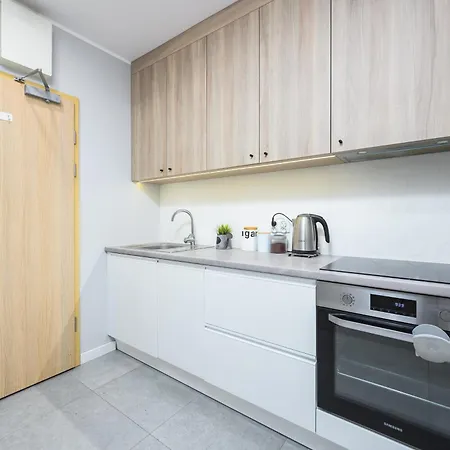 Apartment Obroncow Wybrzeza 17 By Homeprime